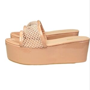 Fashion Nova Nude Flatform Wedges Sandals sz 9